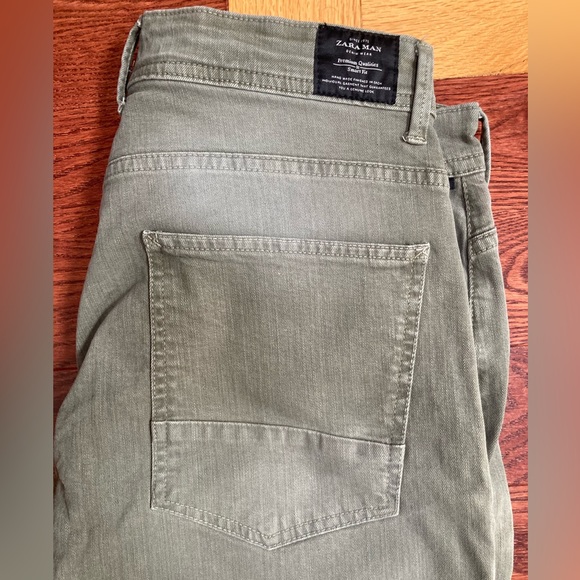 ZARA Man Carrot 🥕 Pants (32”) - Picture 2 of 5